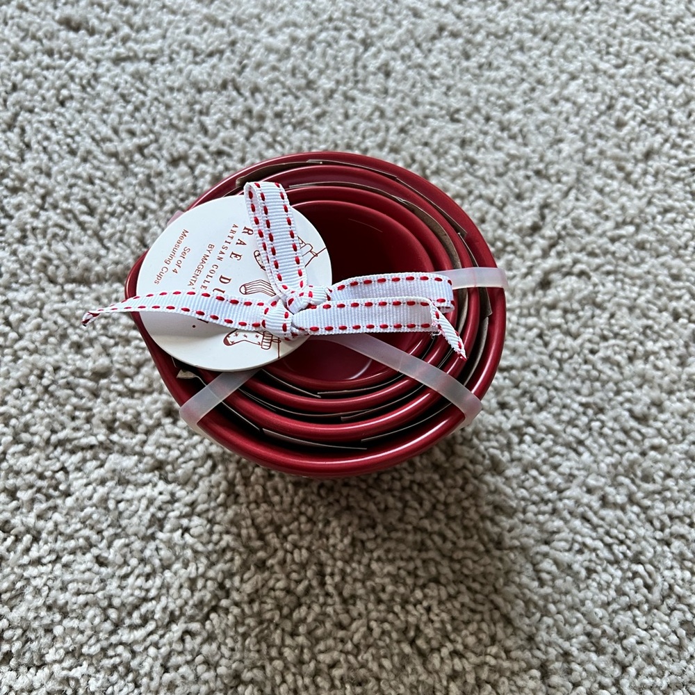 Red Peppermint Measuring Cups - Picture 2 of 9